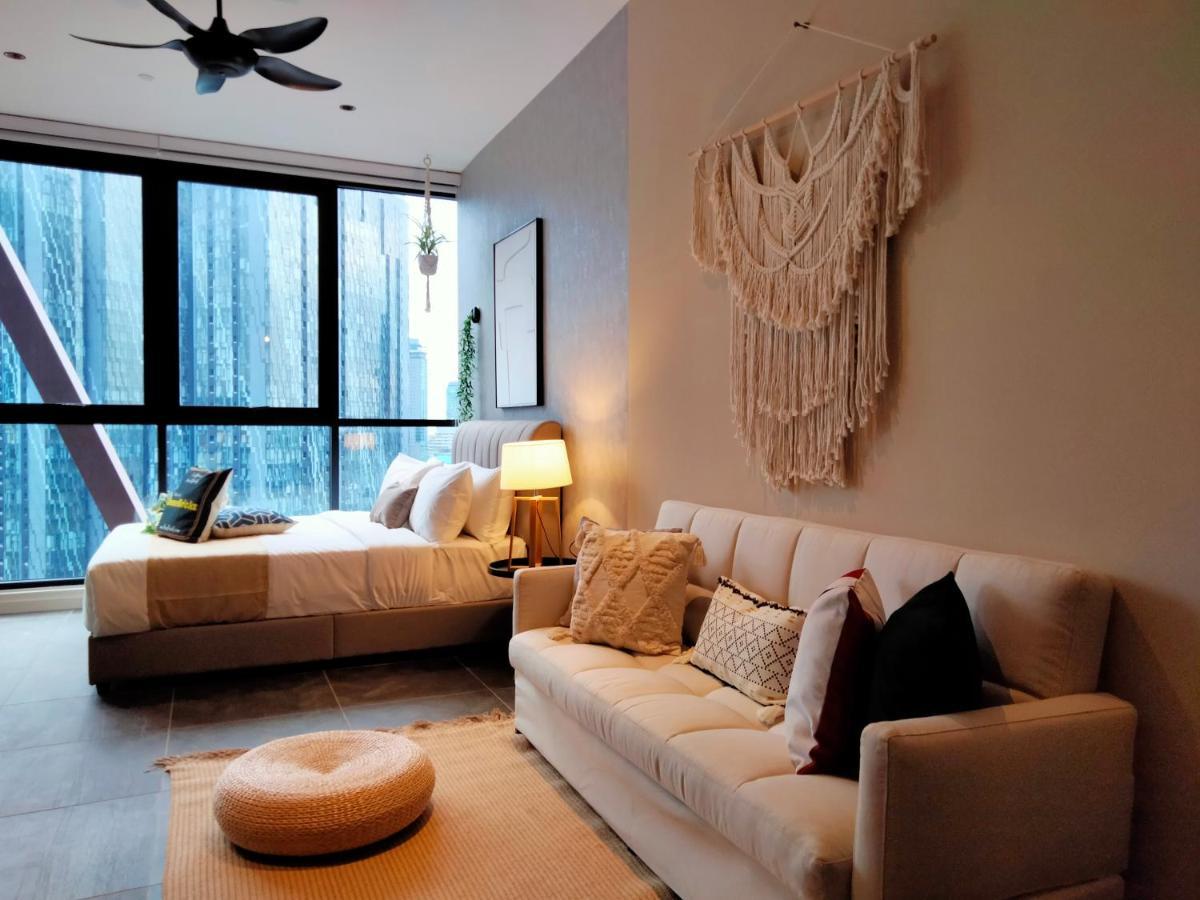 Scarletz Suites Klcc I Homebrickz — Photos 2